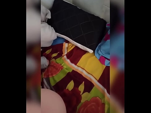 ❤️ Мојата цимерка останува сама дома затоа што маж и оди на одмор и ја користам приликата да ја ебам и да и го наполнам задникот со млеко ️ Порно кај нас ❌❤